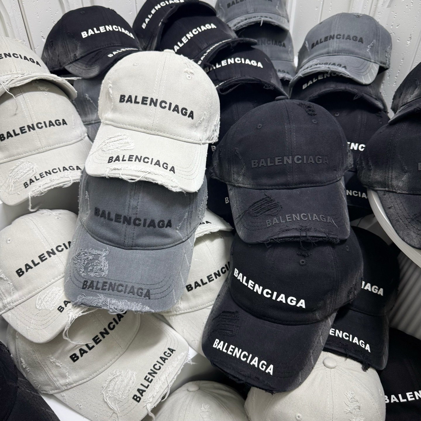[TOP] BALENCIAGA Baseball Hat - 4 Colors - 711 Luxury
