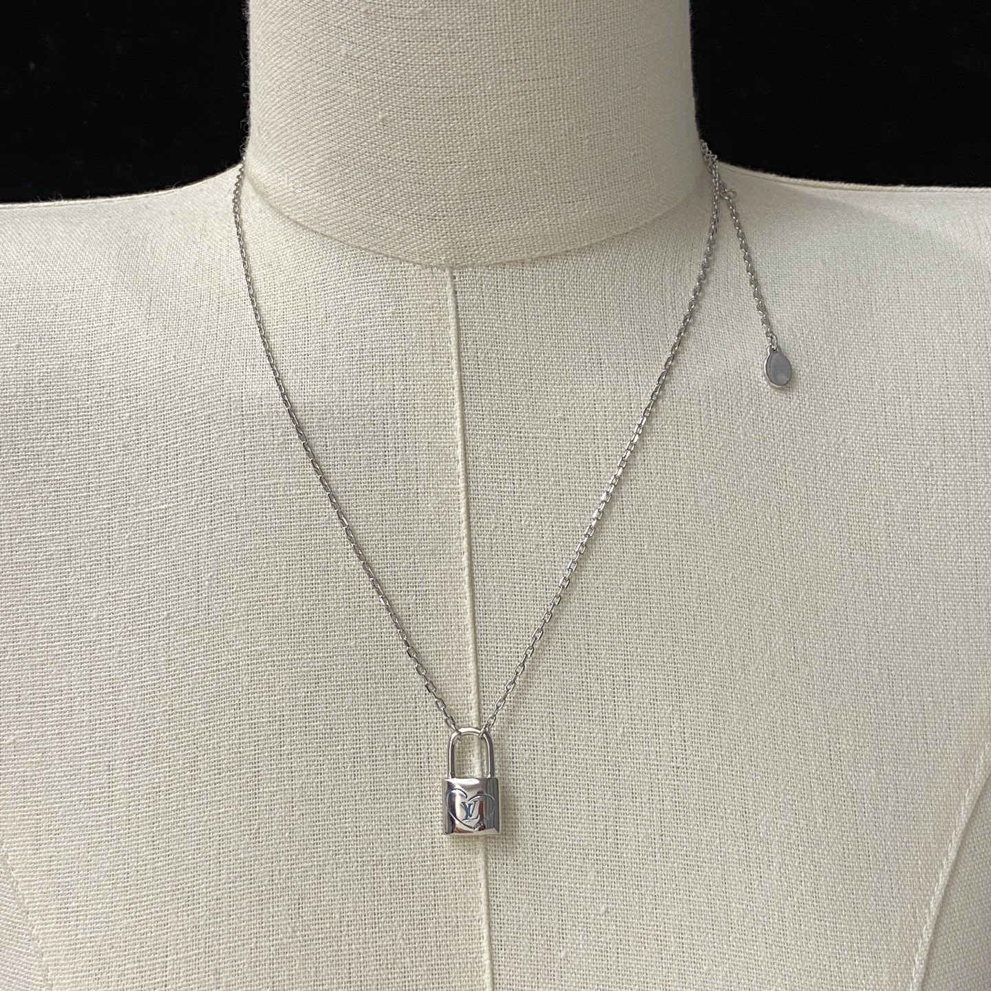 [TOP] Louis Vuitton LV Necklace - 2 Color - 711 Luxury