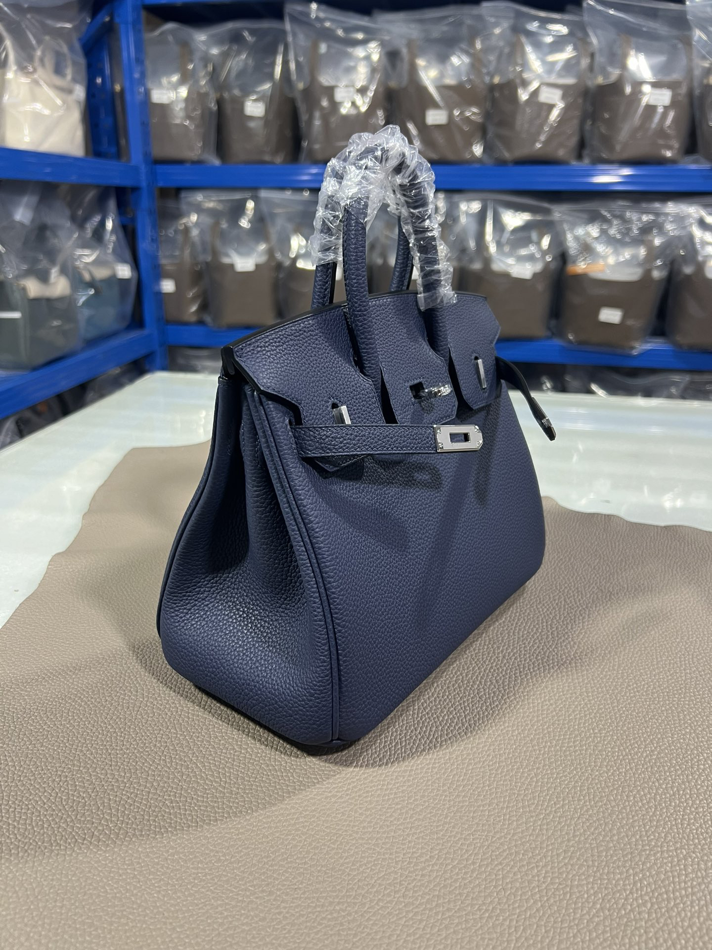 [TOP] HERMES Birkin Togo Leather 25cm - Bleu Indigo & SHW
