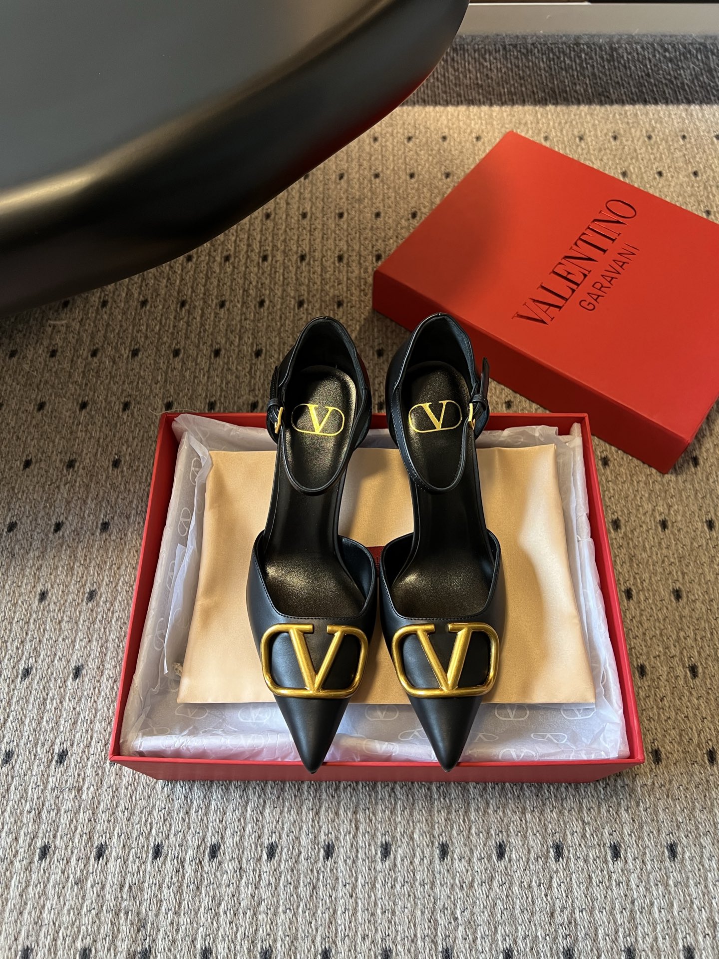 [TOP] VALENTINO High-heeled Shoes  - Black - 711 Luxury