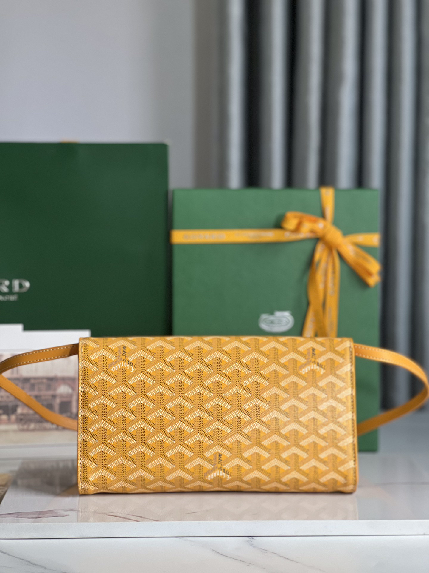 [TOP] Goyard Monte-Carlo Handbag 25×14.5×4cm - Yellow & SHW - 711 Luxury