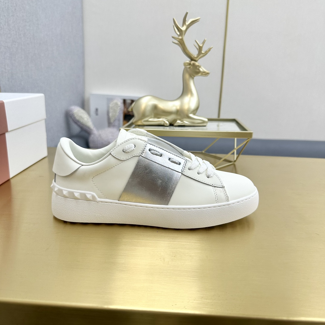 [TOP] VALENTINO Sneaker  - White - 711 Luxury