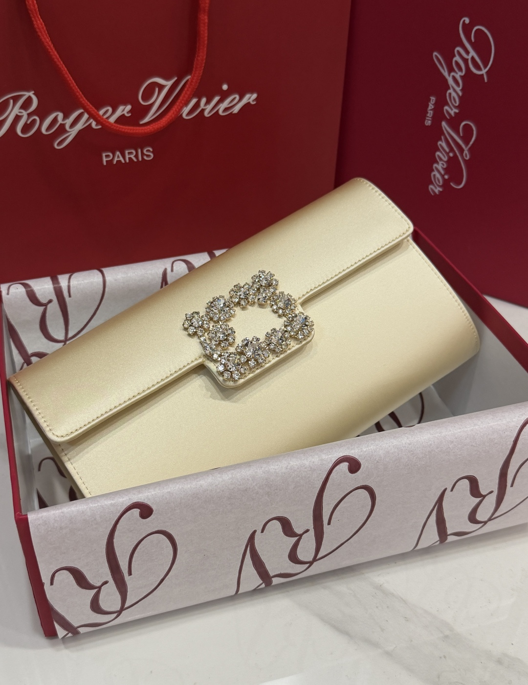 [TOP] ROGER VIVIER Diamond Bag 24-13-3 CM - Apricot - 711 Luxury