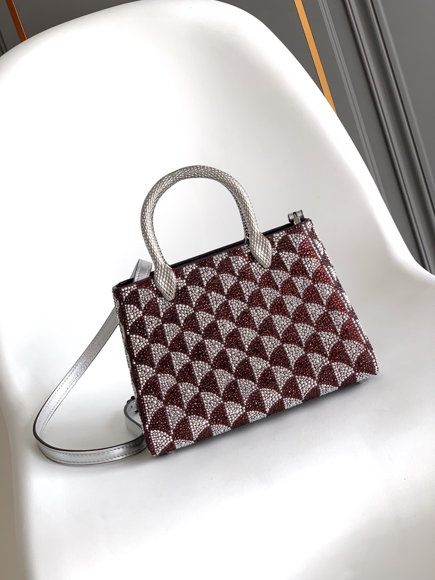 [TOP] BVLGARI Serpentine Duo Tote Bag Calfskin 21.5x15x6cm - Red - 711 Luxury