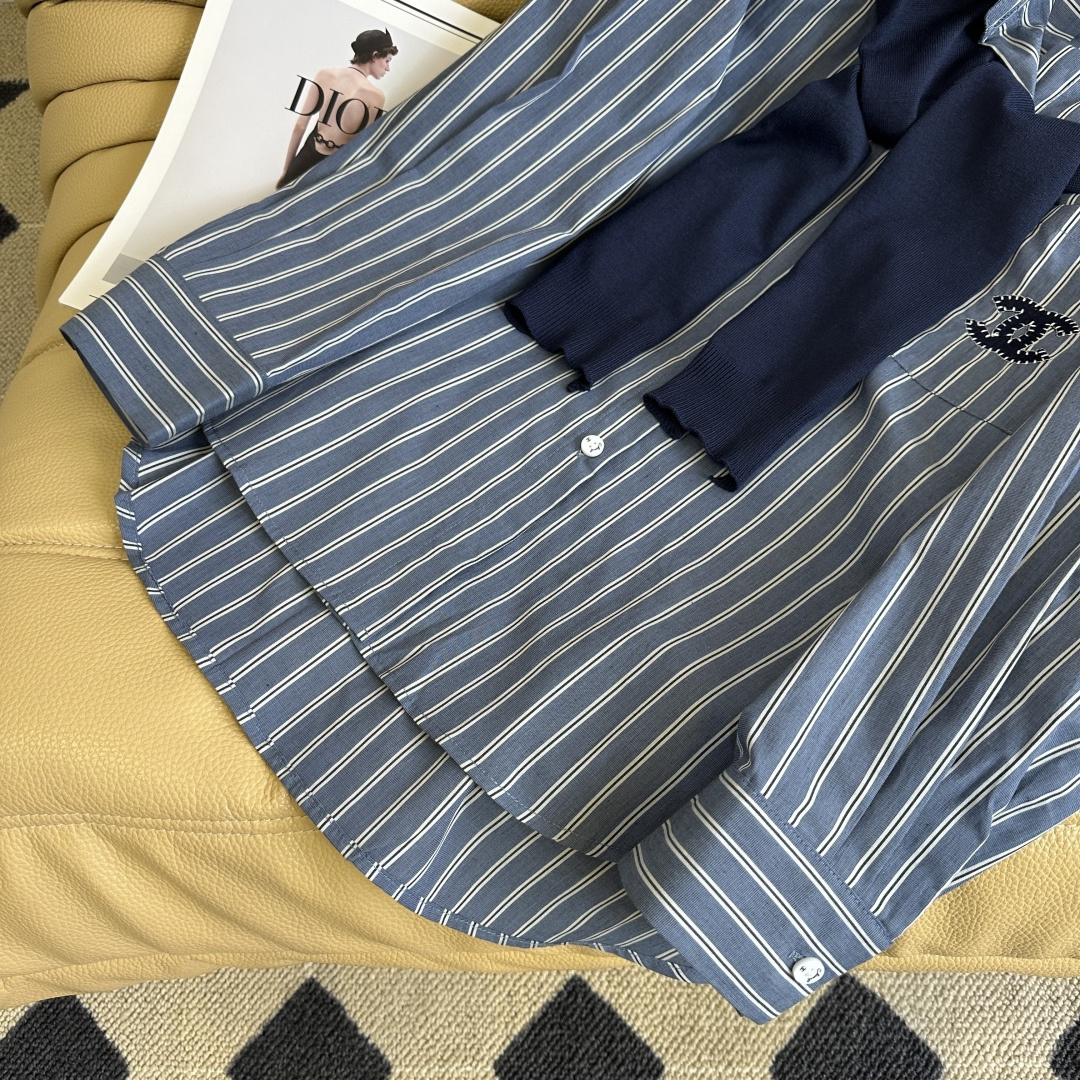 [TOP] CHANEL Shirt - Blue