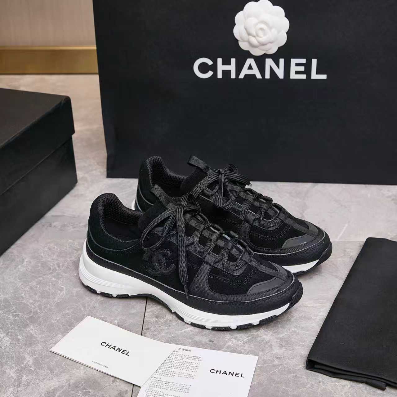 [TOP] CHANEL Sneakers - Black