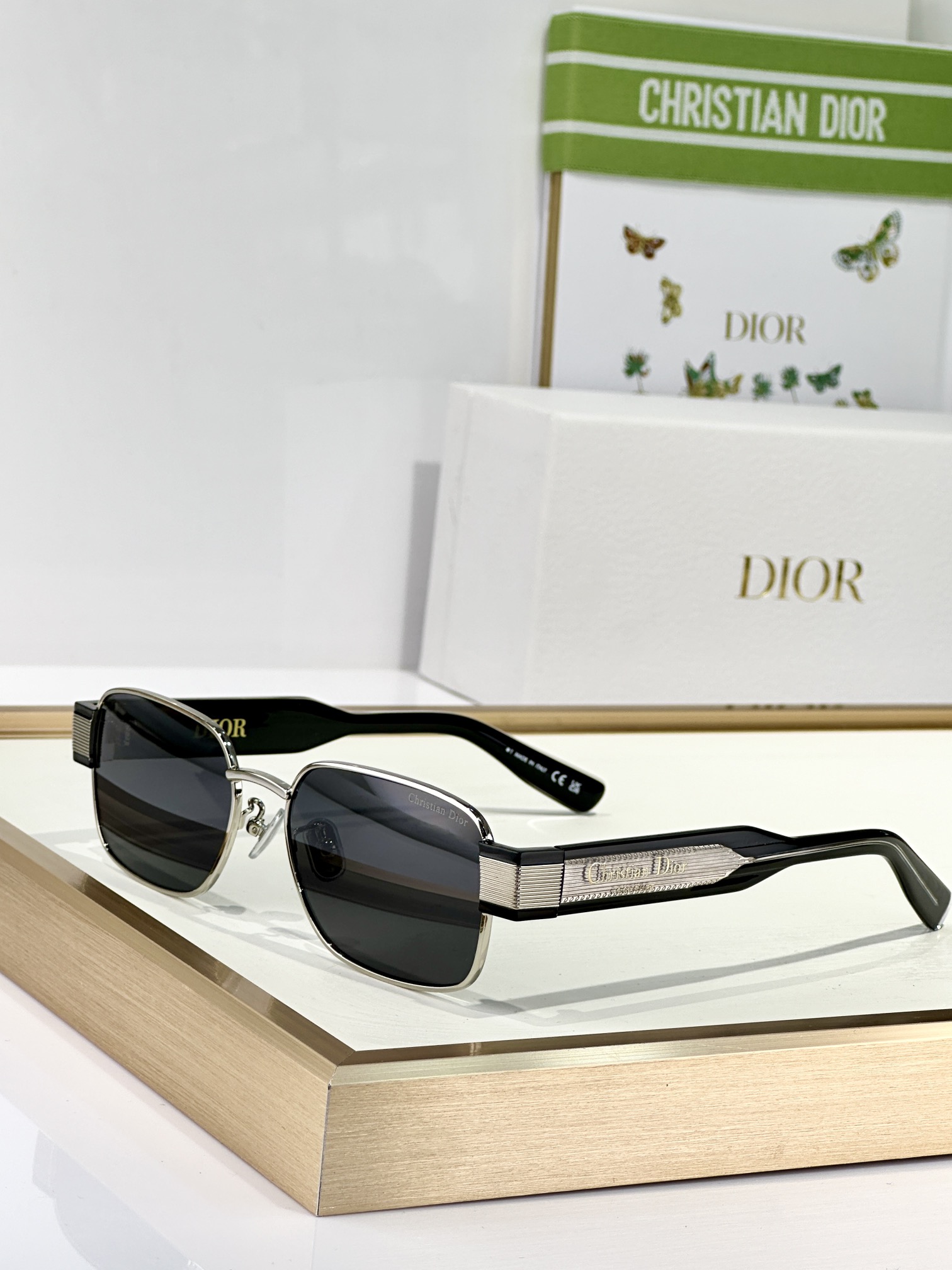 [TOP] Christian Dior Sunglasses - 9 Colors
