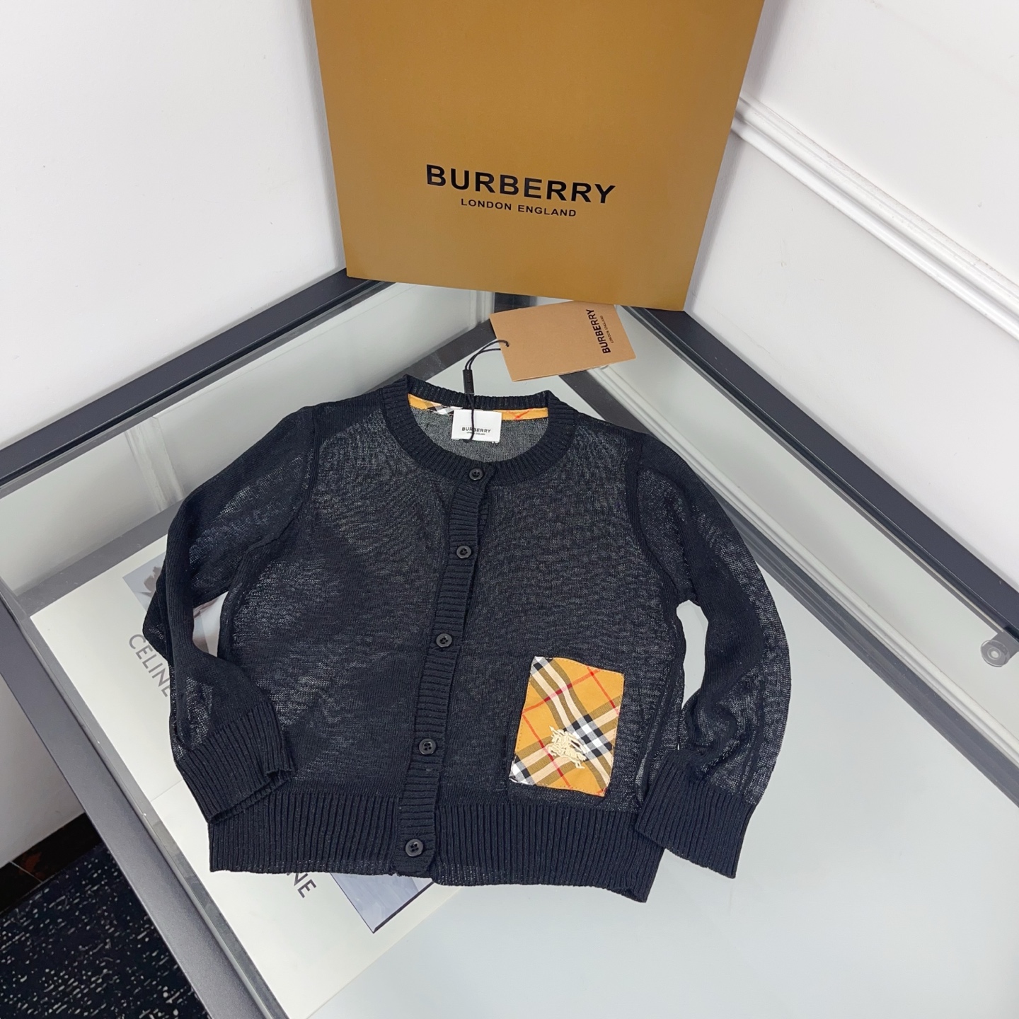 Burberry Unisex Kids Black Thin Knit Vintage Plaid Pocket Crew Neck Sun Protection Air Conditioner Cardigan Boys Girls Sizes 90-150