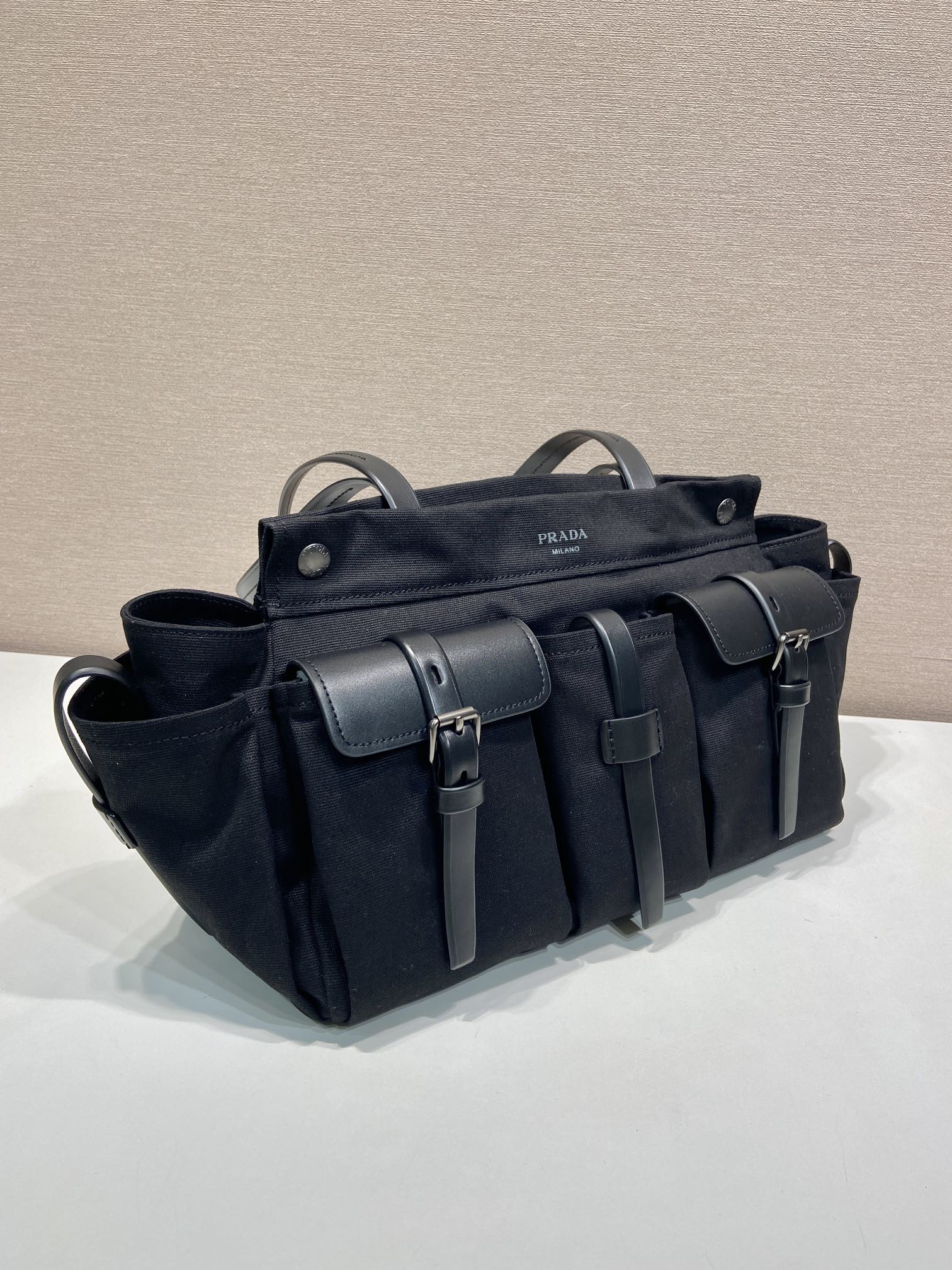 [TOP] PRADA Tote Bag 34x25x17cm - Black - 711 Luxury
