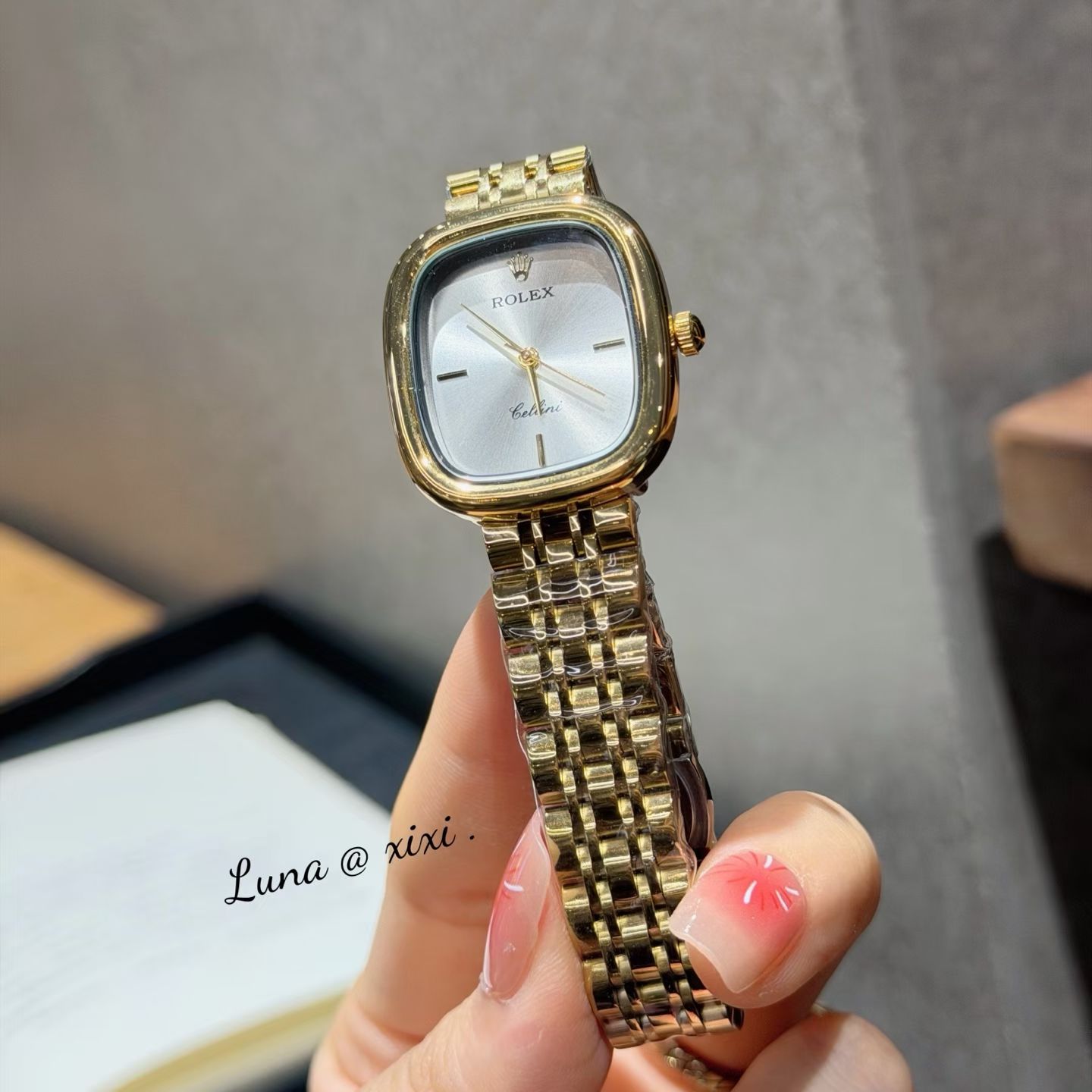 ROLEX Women Quartz Watch (32mm)