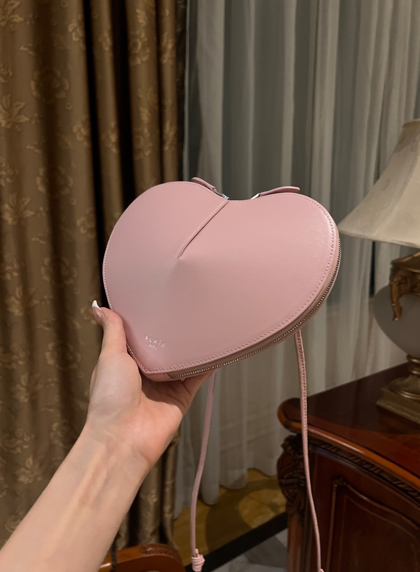 [TOP] ALAIA Le Coeur Bag 21-17-5 CM - Pink - 711 Luxury