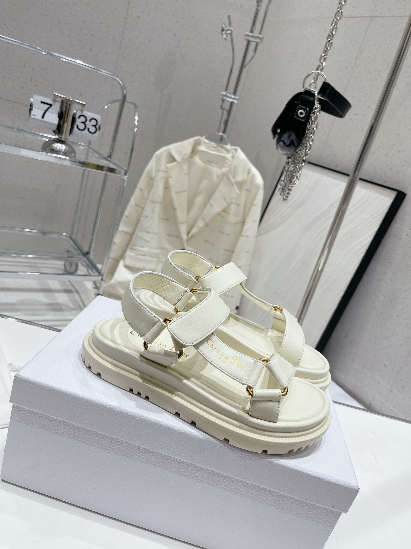 [TOP] Christian Dior Sandals - White - 711 Luxury