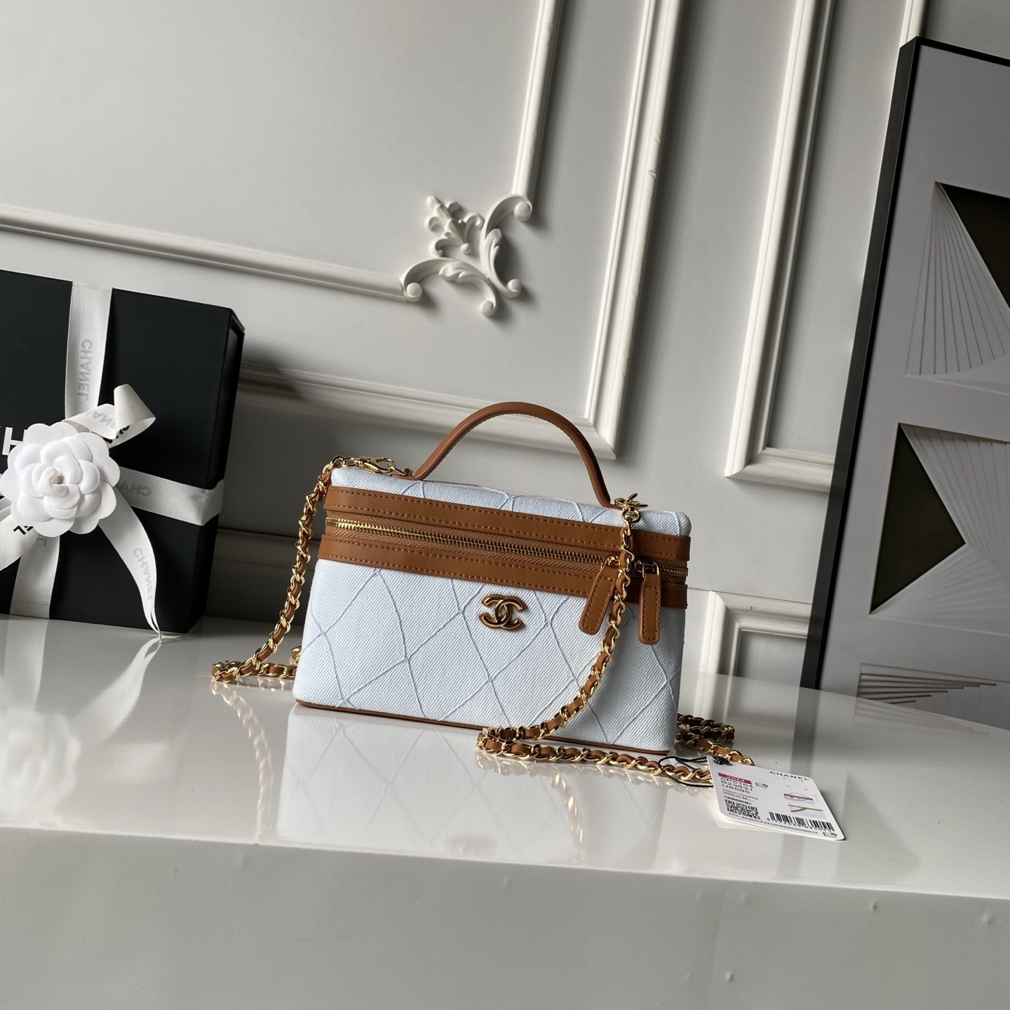 [TOP] CHANEL 26C Coco Beach Vanity Case Bag 8.5X11X7cm - Light Blue - 711 Luxury