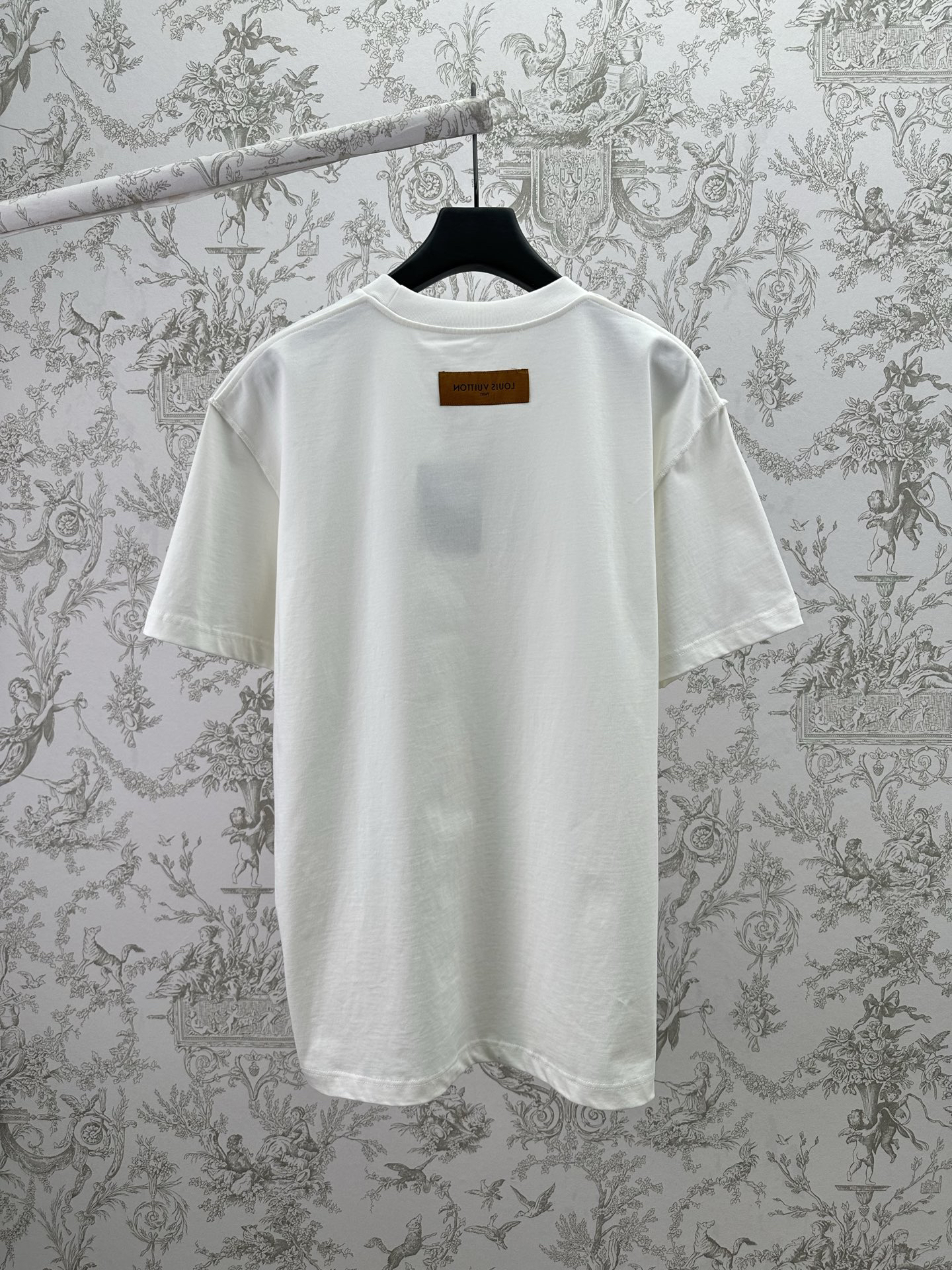 [TOP] Louis Vuitton LV Men's/Women's Logo Short-sleeve T-shirt - White