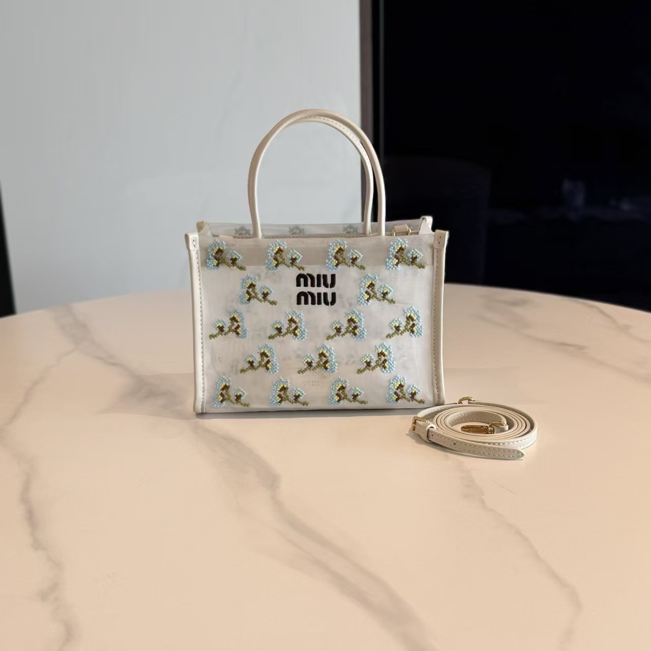 [TOP] Miu Miu Organza Tote Bag 19.5 x 14 x 9 cm - White - 711 Luxury