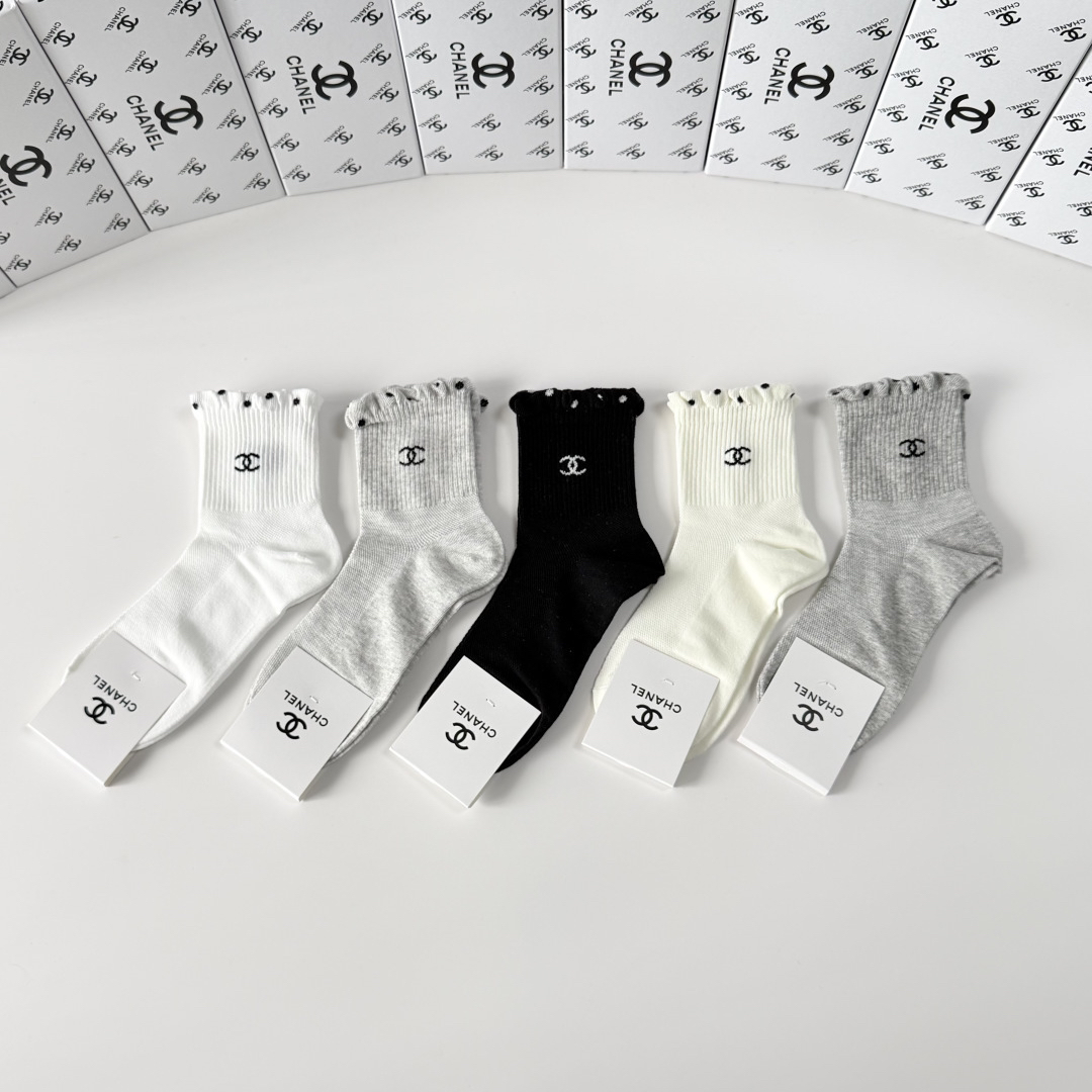 [TOP] CHANEL Socks - 5 Pieces as a Set - 711 Luxury