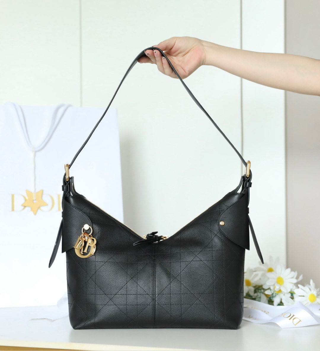 [TOP] Christian Dior Voyage Bag Cowhide 28x18x12cm - Black - 711 Luxury