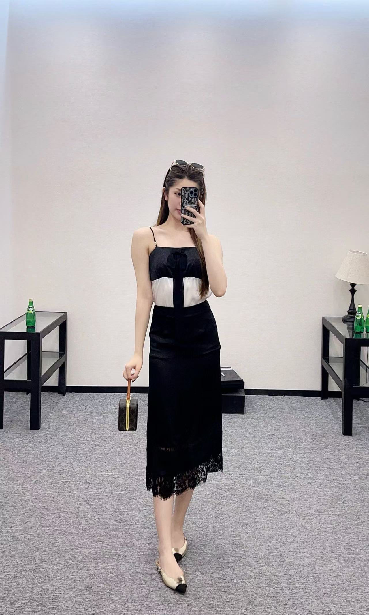 [TOP] CHANEL  Dress -Black