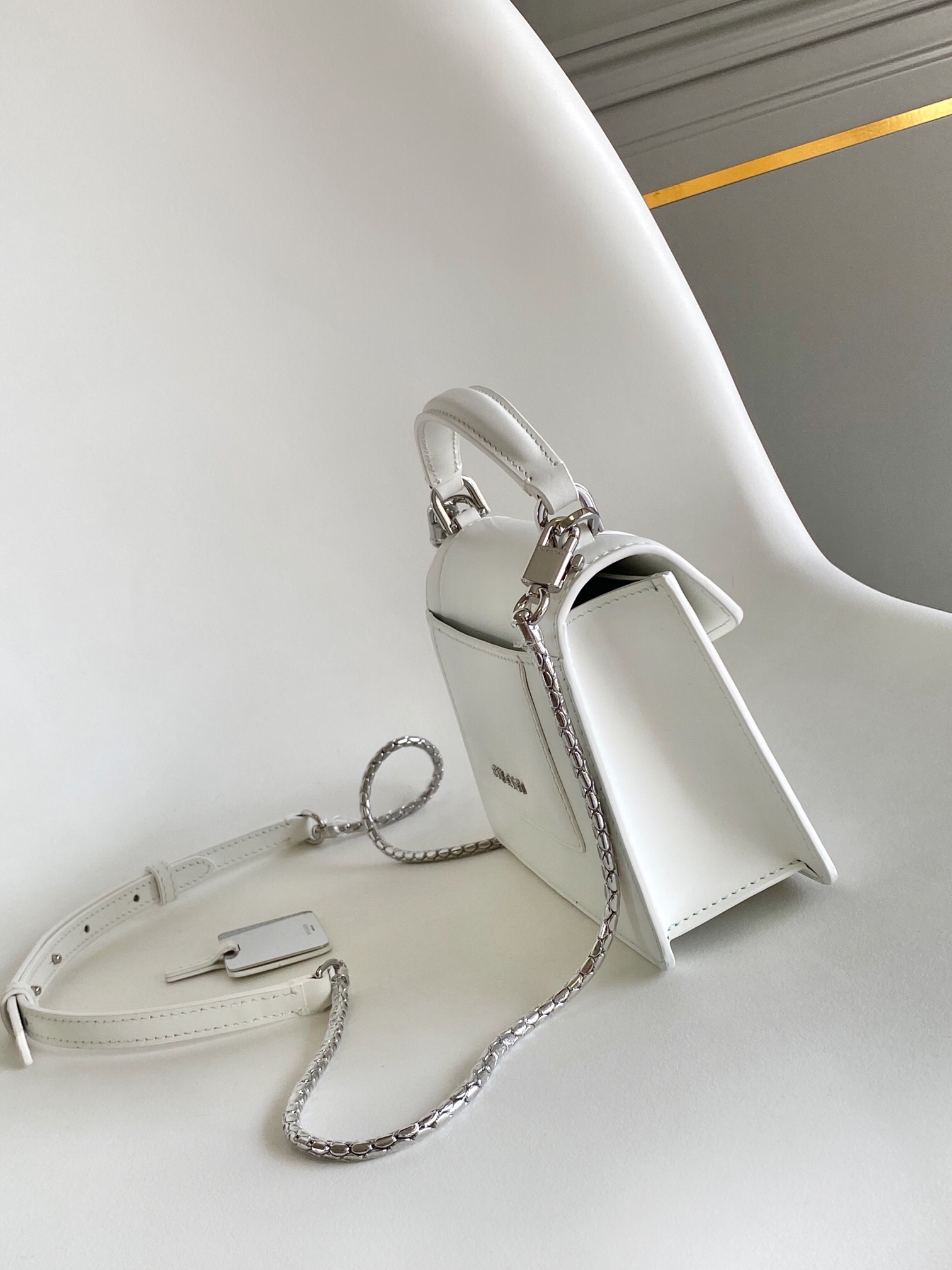 [TOP] BVLGARI Serpenti Forever Bag Calfskin 19x11x5.5cm - White - 711 Luxury