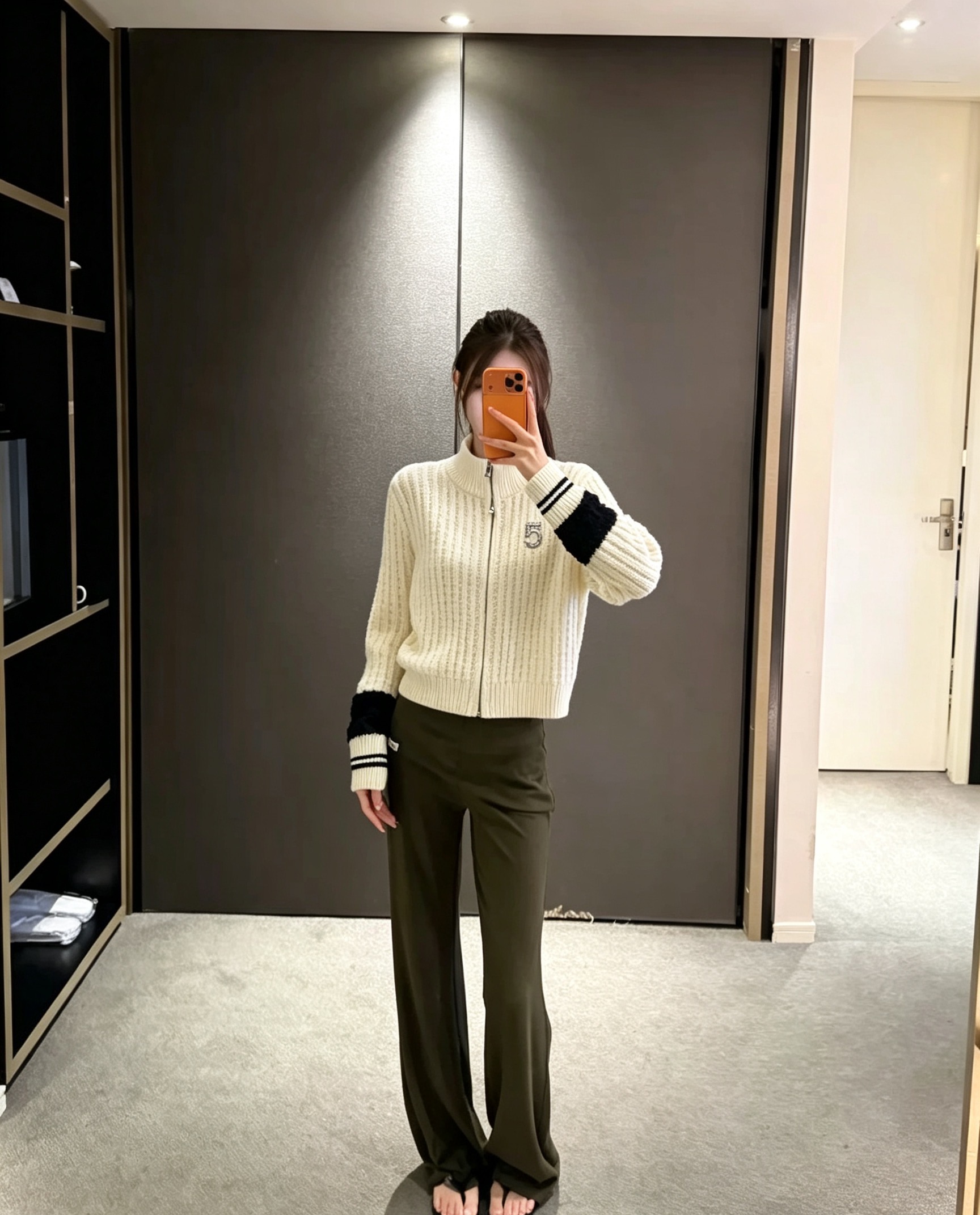 [TOP] CHANEL Knit Cardigan - 2 Color - 711 Luxury