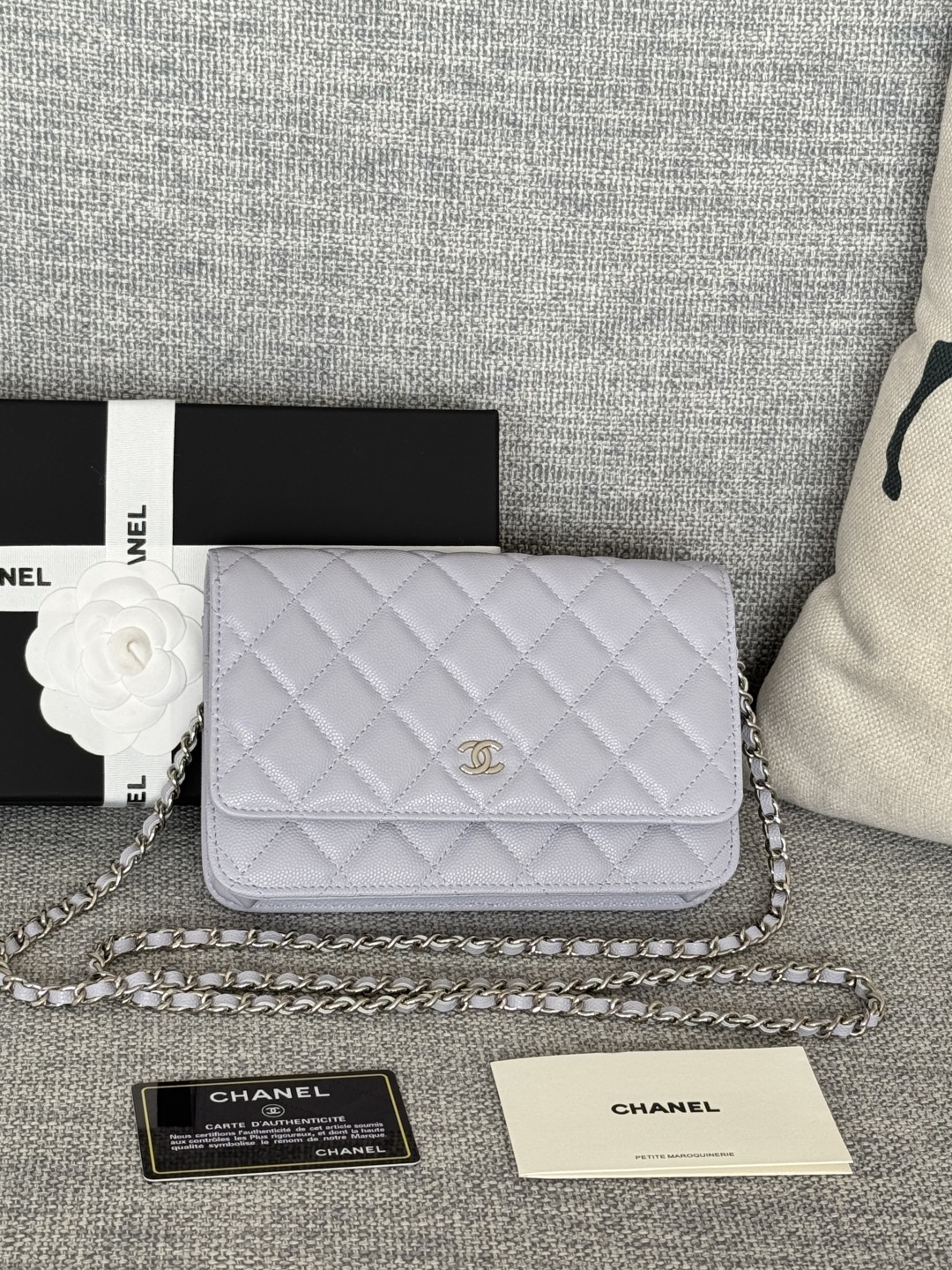 [TOP] CHANEL Woc Bag Cowhide 19x12x3cm - Purple & SHW - 711 Luxury
