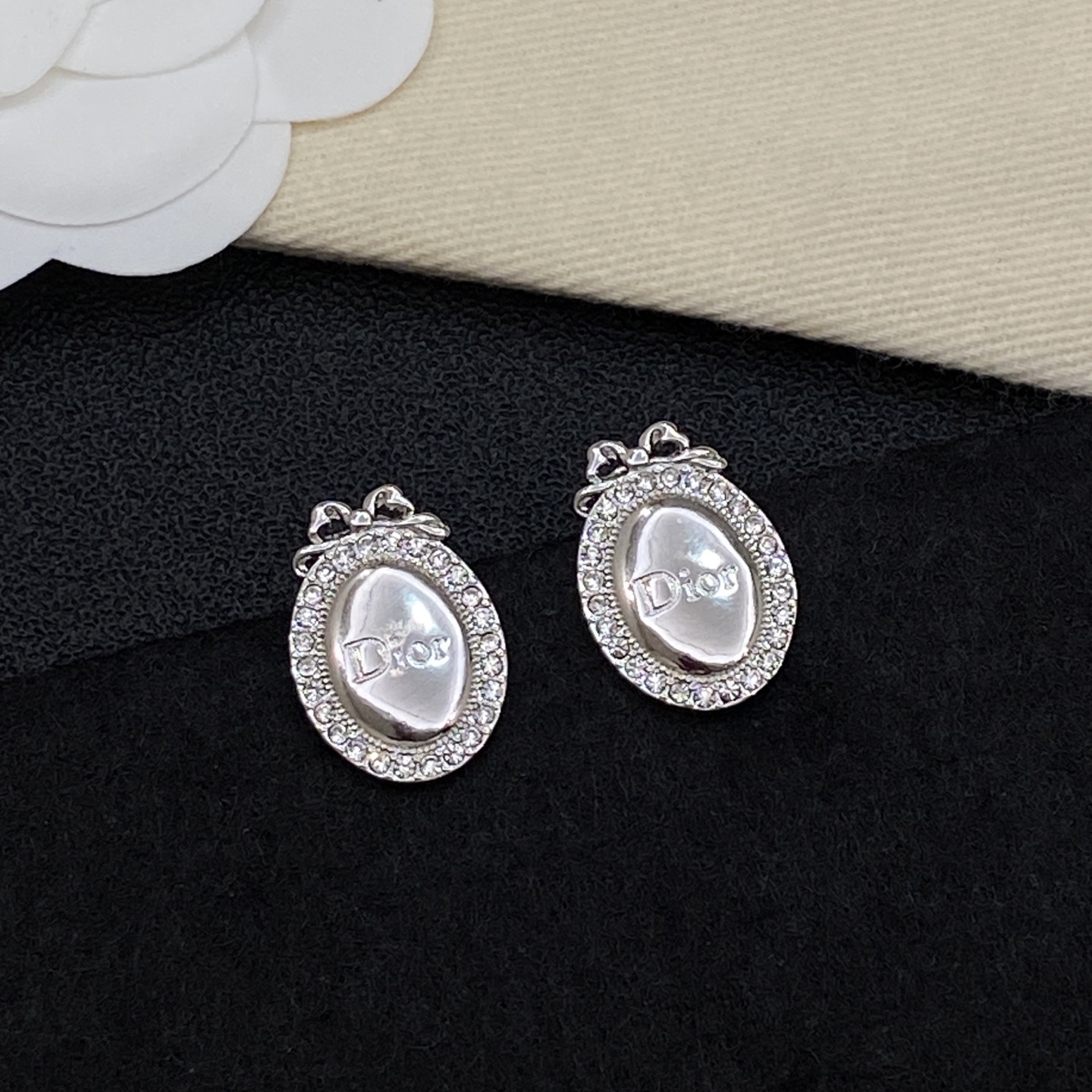 [TOP] Christian Dior Earrings - 2 Color - 711 Luxury