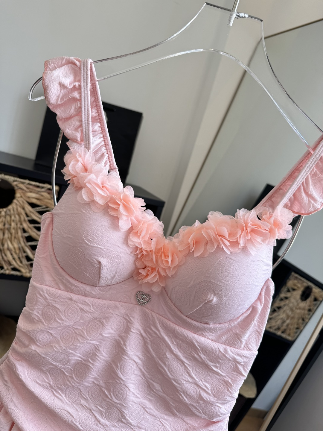 [TOP] CHANEL One-Piece Swimsuit - Pink