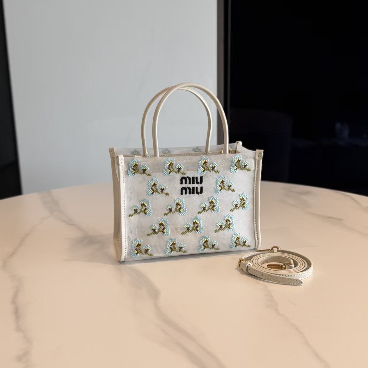 [TOP] Miu Miu Organza Tote Bag 19.5 x 14 x 9 cm - White - 711 Luxury
