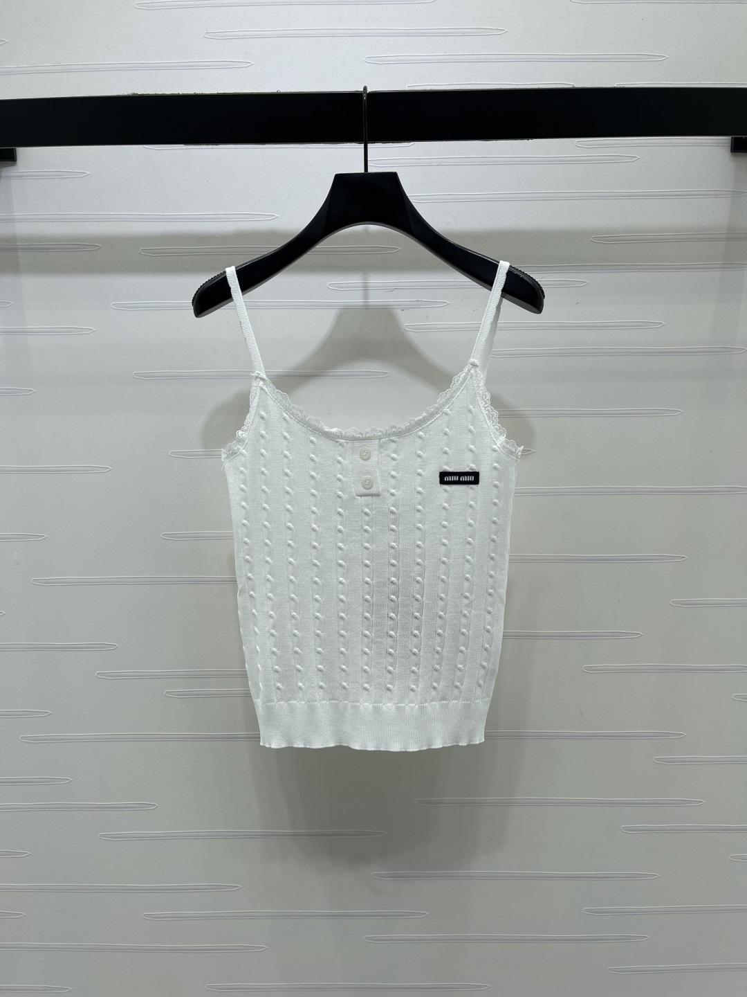 [TOP] Miu Miu Knit Vest - White - 711 Luxury