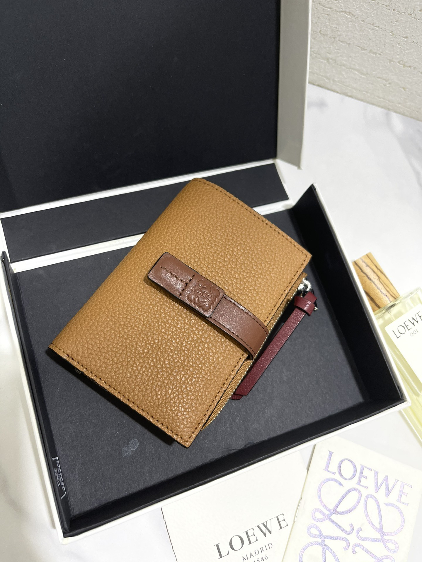 [TOP] LOEWE Wallet 12*8.5 cm - Brown