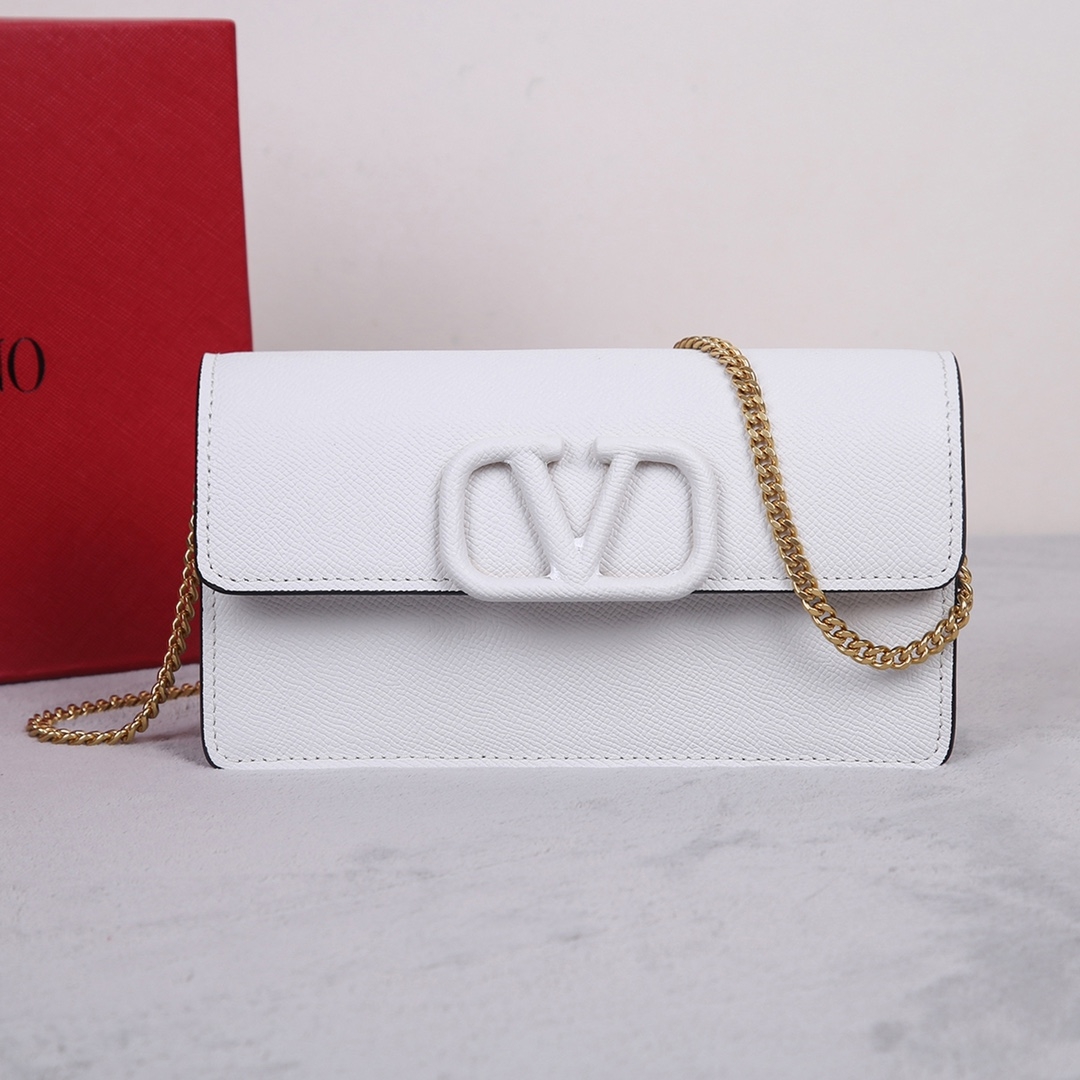 [TOP] VALENTINO Garavani VLogo Signature Bag 20 x 10.5 x 4 cm - White - 711 Luxury