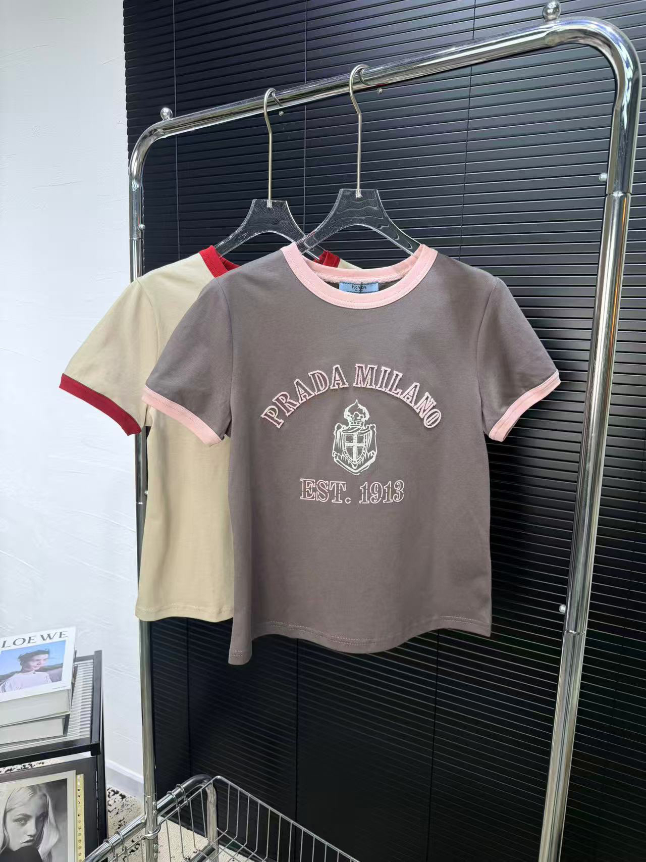 [TOP] PRADA T-shirt - 2 Colors