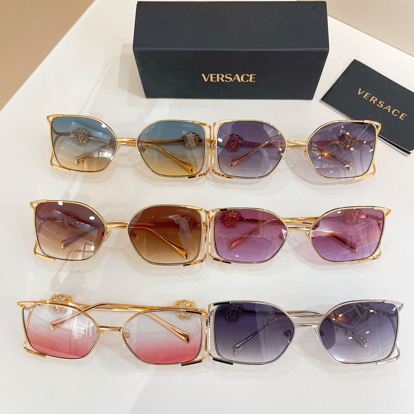 [TOP] VERSACE Sunglasses - 6 Color - 711 Luxury