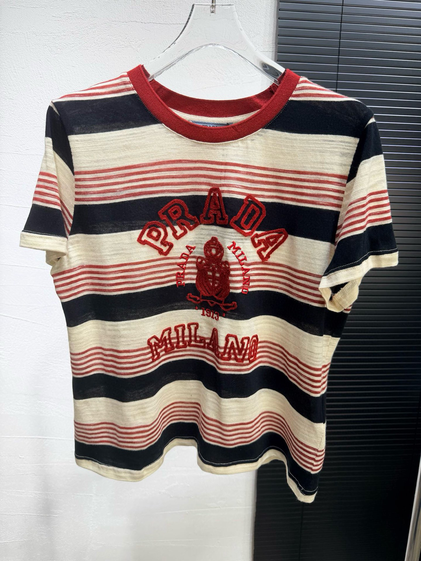 [TOP] PRADA T-shirt - Red/Black