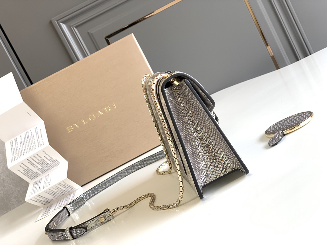 [TOP] BVLGARI Serpenti Forever Bag Snake Skin 22.5x13x5cm - White - 711 Luxury