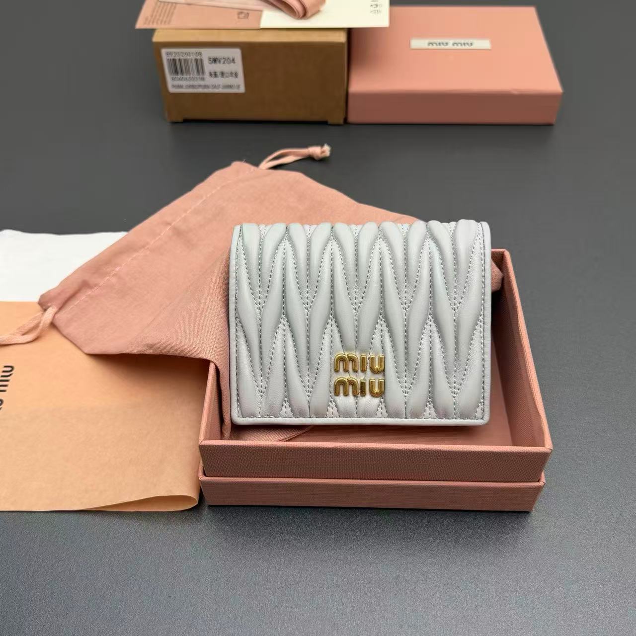 [TOP] Miu Miu Lambskin Matelasse Pocket Wallet 11.5x8cm - 5 Color - 711 Luxury