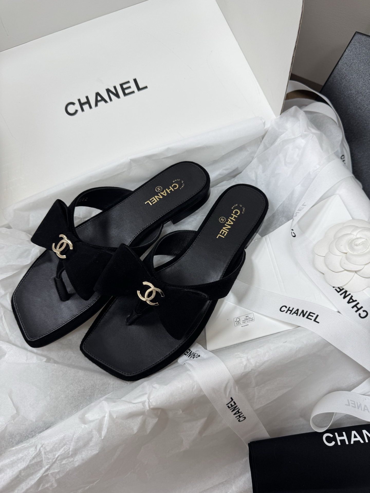 Chanel Bow Flip Flops #389279