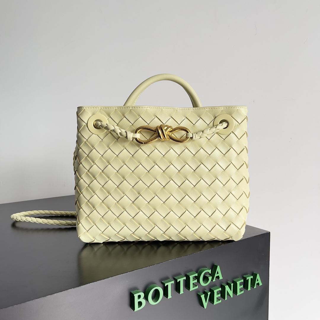 [TOP] Bottega Veneta BV Andiamo Bag Lambskin 25x22x10.5cm - Light Yellow - 711 Luxury