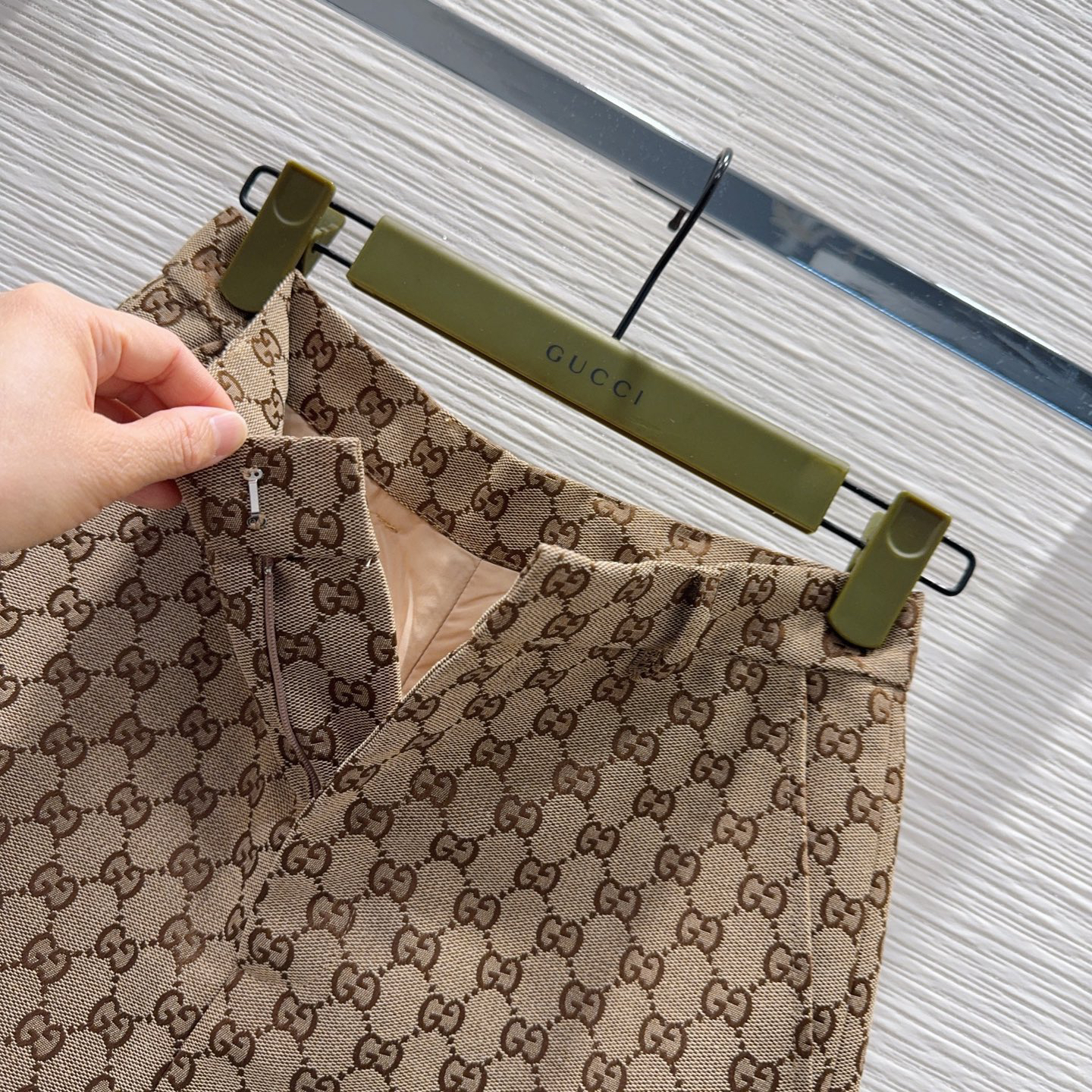 [TOP] GUCCI Jacquard Shorts -Brown