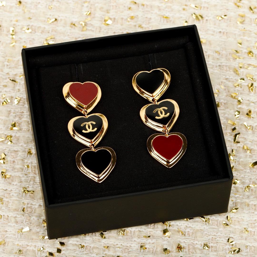 [TOP] CHANEL Earrings - Gold