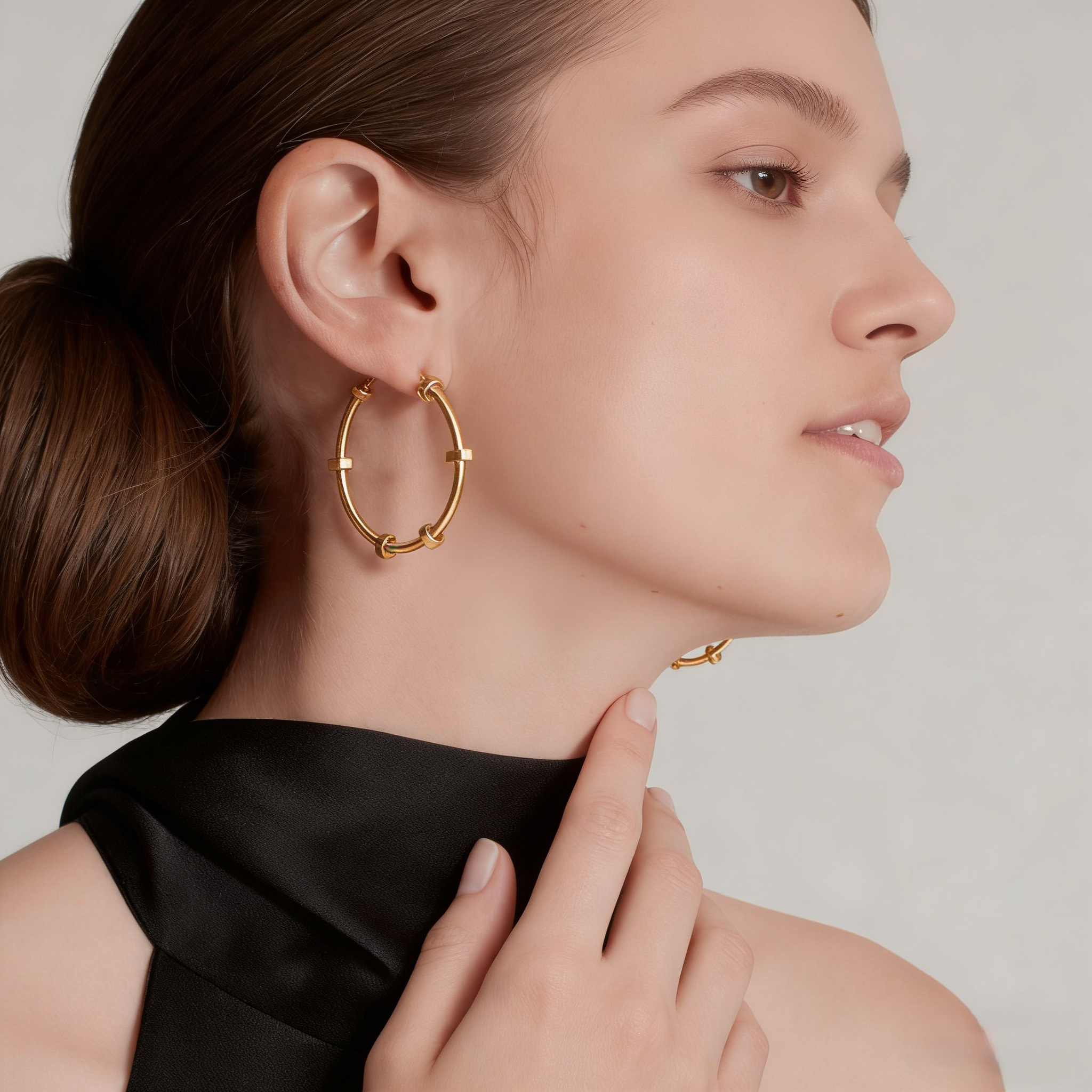 Carty Spiral Earrings, Yellow Gold，Hexagonal Nut