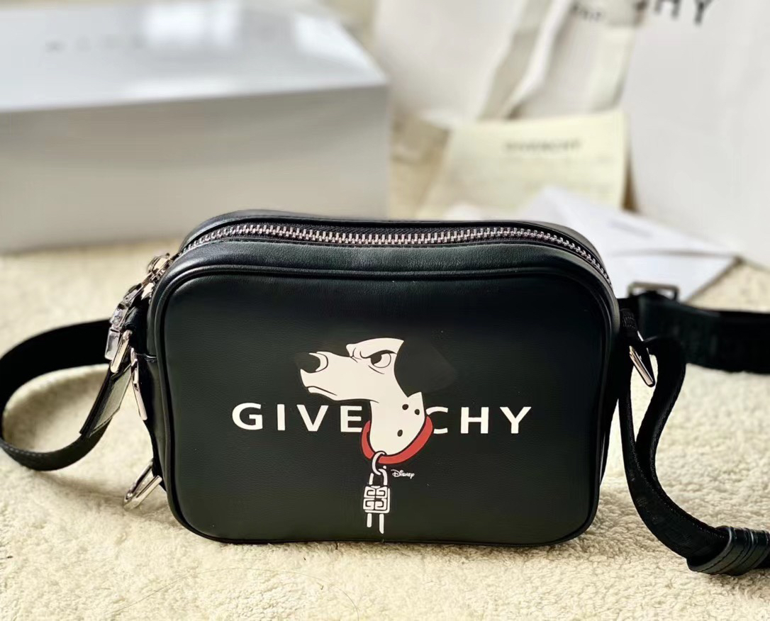 [TOP] GIVENCHY Crossbody Bag 16x11x8cm - Black
