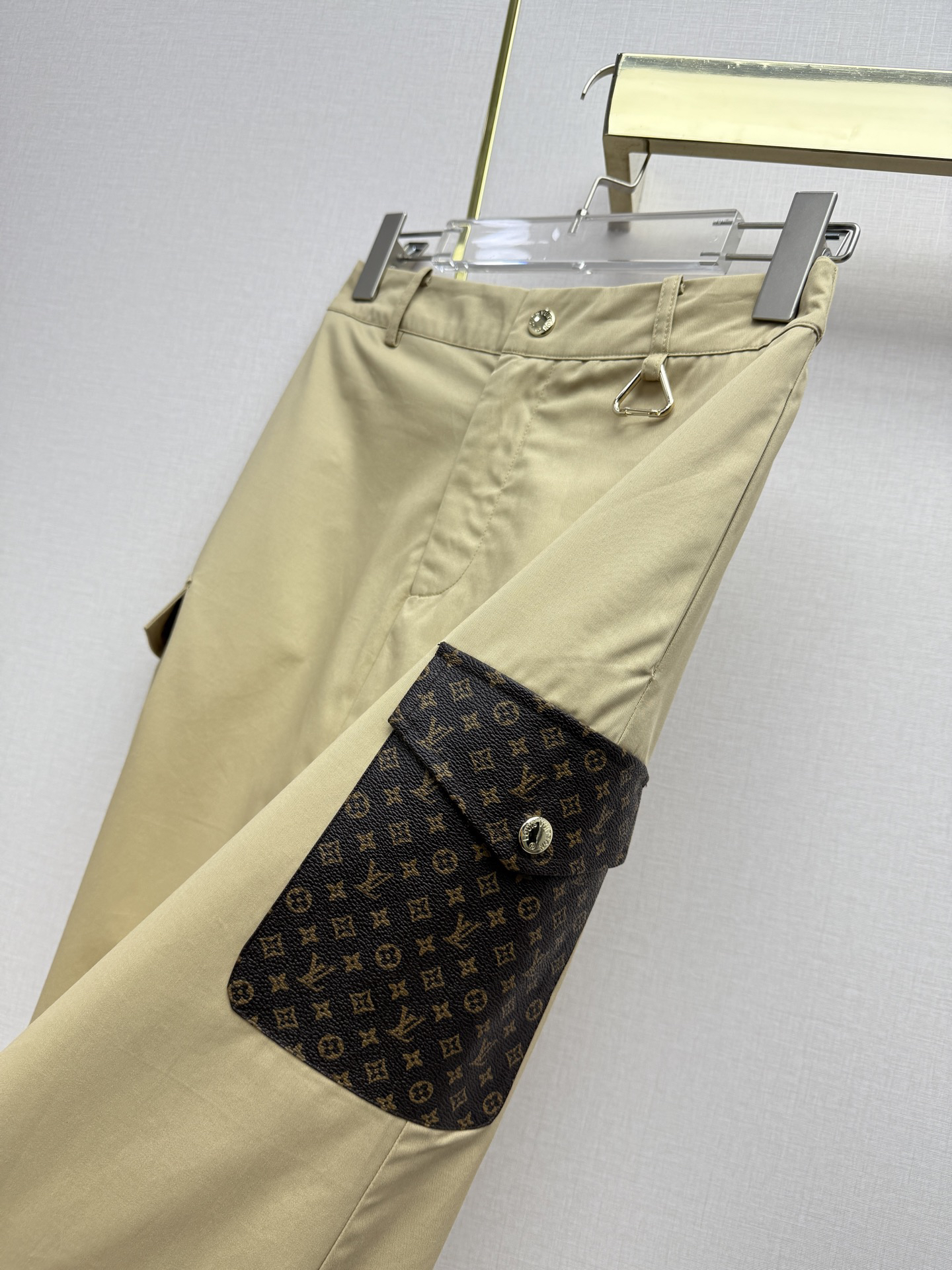 [TOP] Louis Vuitton LV Skirt - Khaki