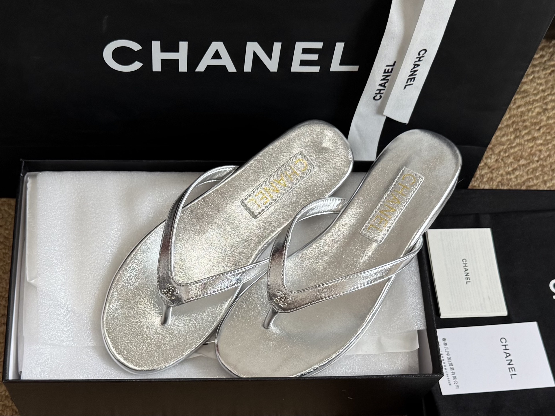 [TOP] CHANEL Slippers - Sliver