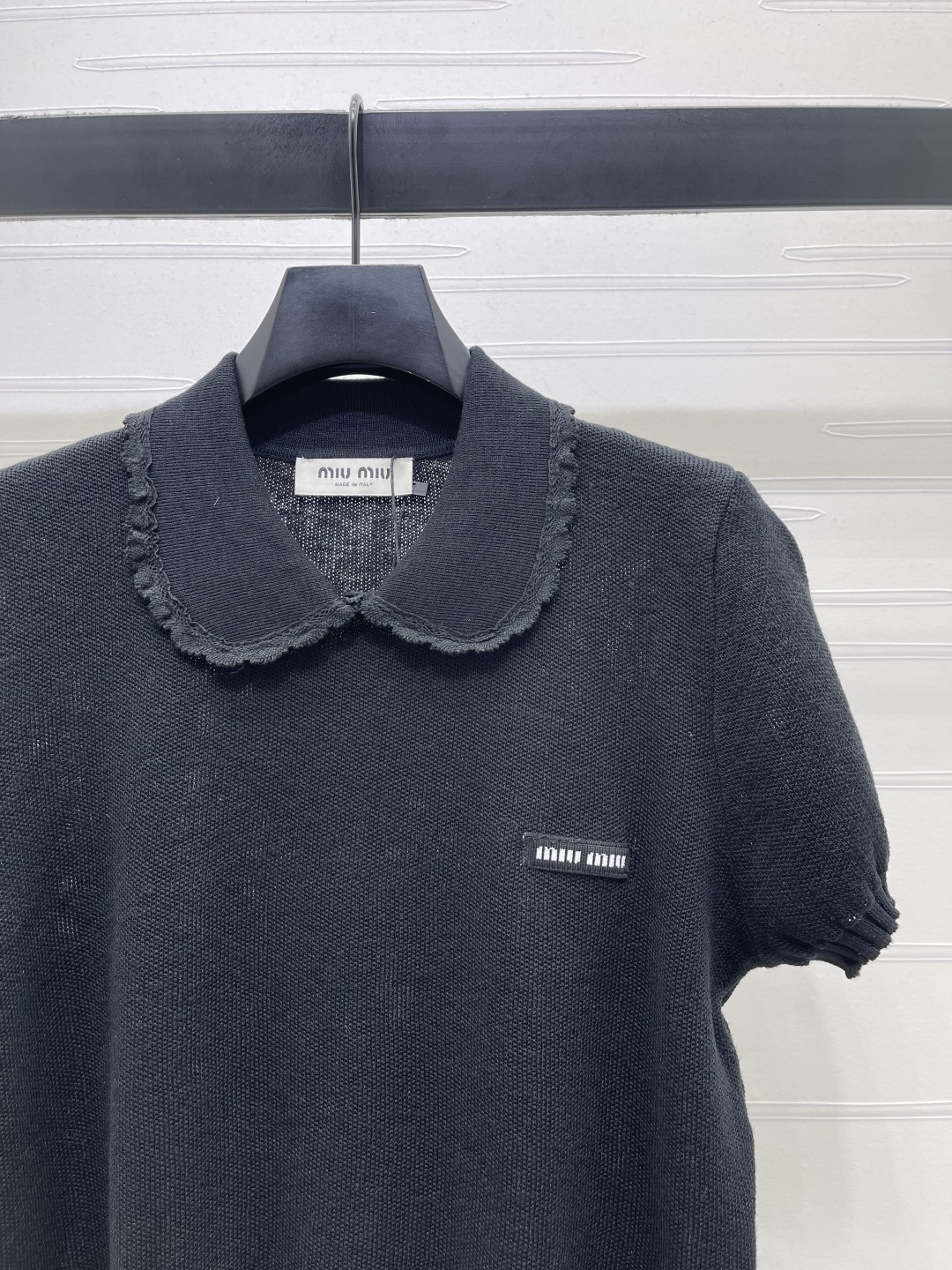 [TOP] Miu Miu  Simple Collared Knit Short-sleeved T-shirt - Black