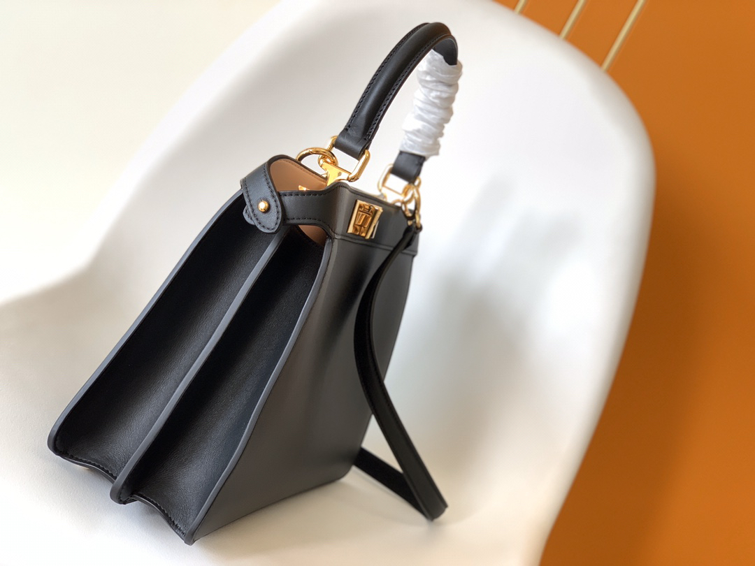 [TOP] FENDI Peekaboo ISeeU Bag 33.5-13-25.5cm - Black & GHW - 711 Luxury