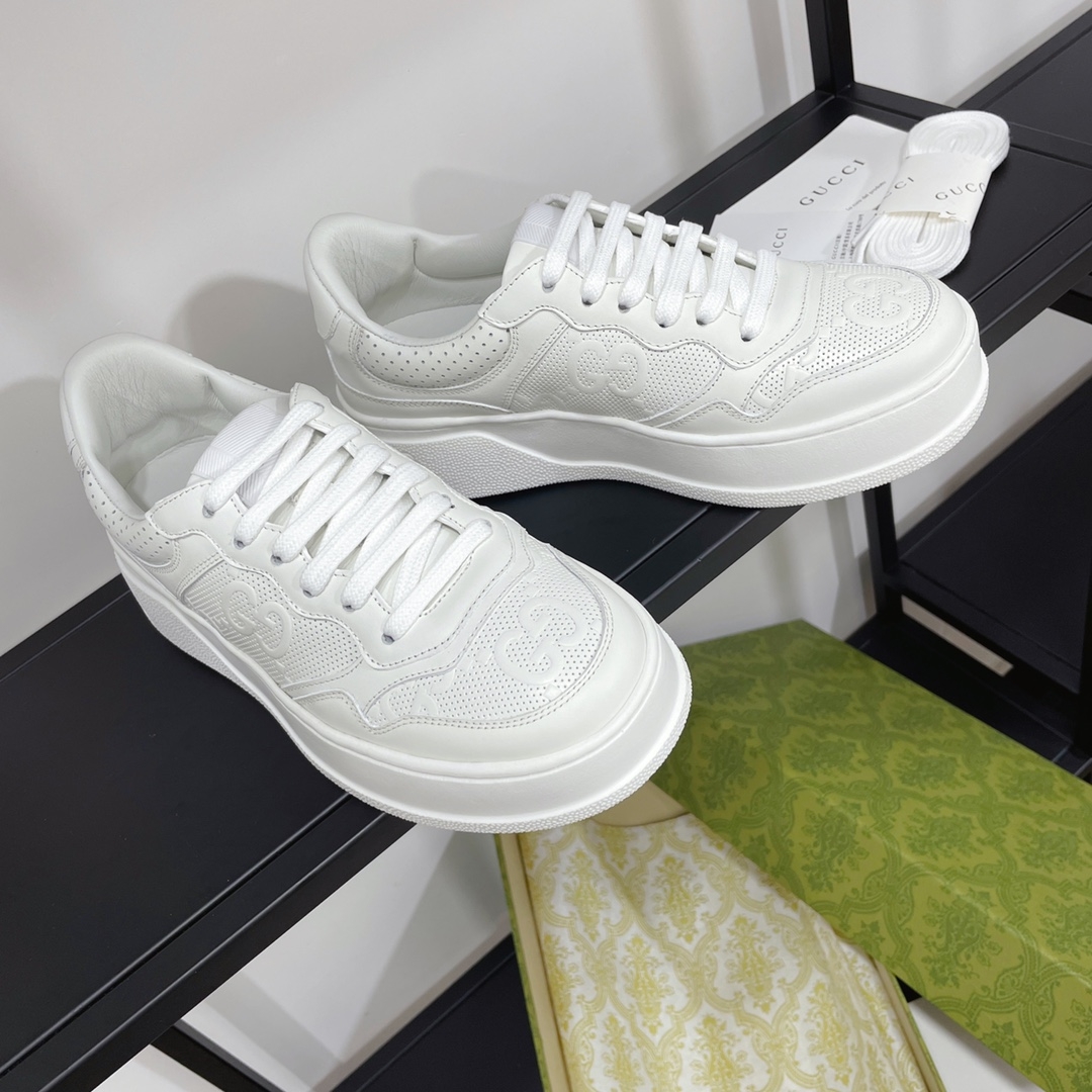 [TOP] GUCCI Sneaker - White - 711 Luxury