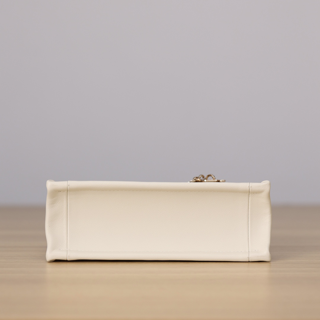 [TOP] Christian Dior Book Tote 21.5x13x7.5cm - White