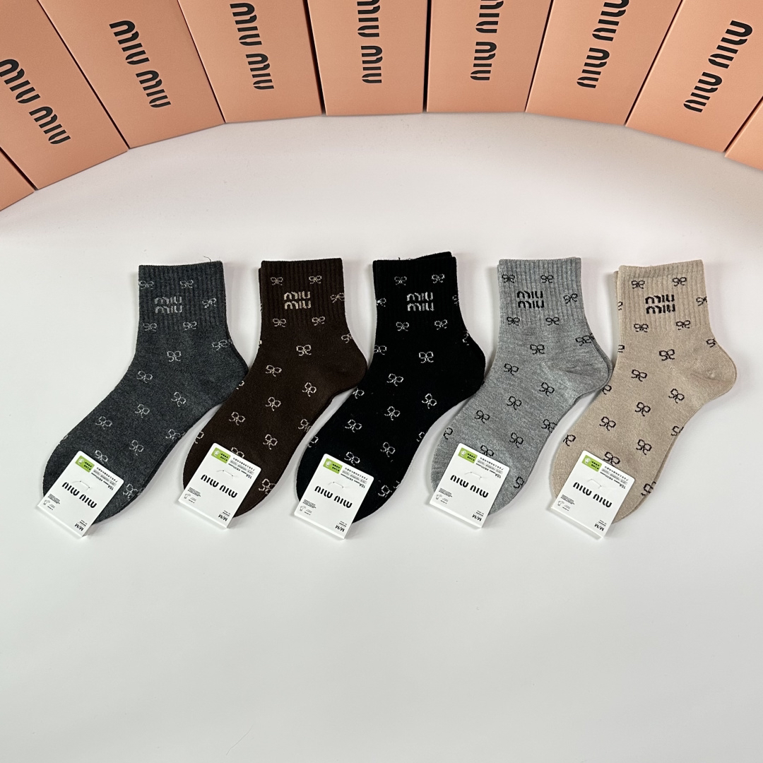 [TOP] Miu Miu Socks - 5 Pieces as a Set - 711 Luxury