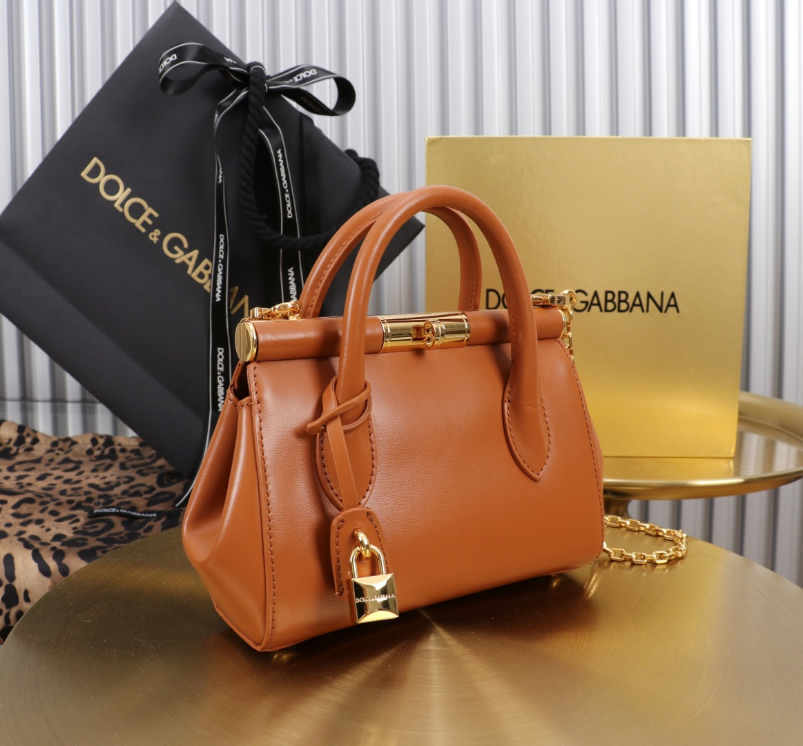 [TOP] Dolce & Gabbana D&G Marlene Bag Calfskin 19x13.5x7cm - Brown - 711 Luxury